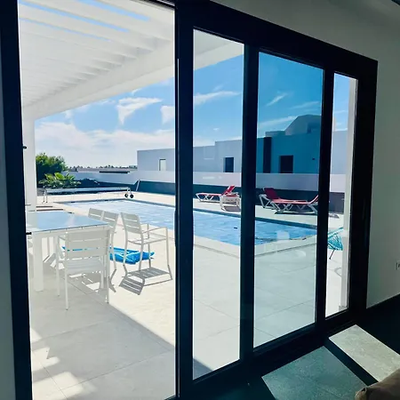 Pipa Costa Costa Teguise